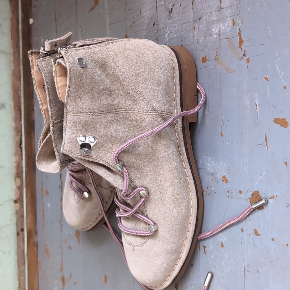Vintage Hush Puppies Suede Leather Boots - Picture 5 of 10